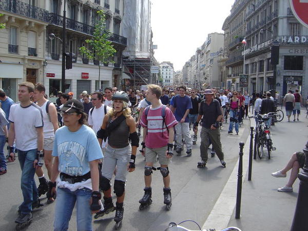 Passeio de patins em Paris