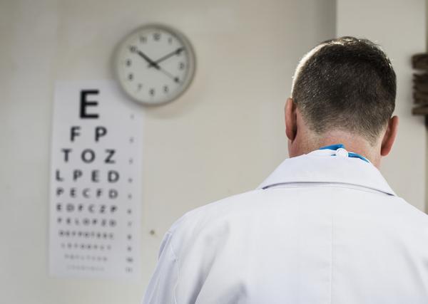 Médicos na França